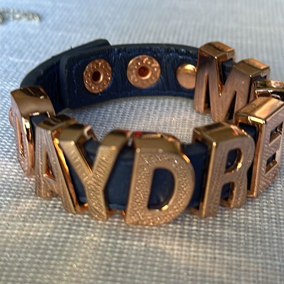 BCBGeneration DAY DREAM affirmation bracelet - Picture 6 of 6